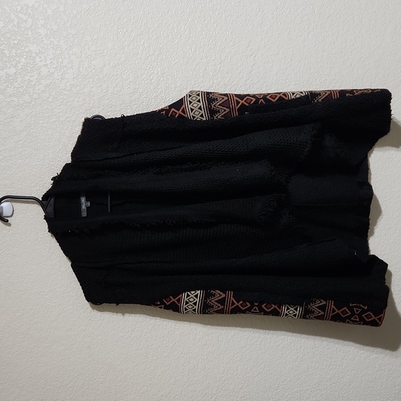 Miss Me Aztec Print Knit Drapey Relaxed Fit Vest Black/Orange Size Large - Picture 2 of 8